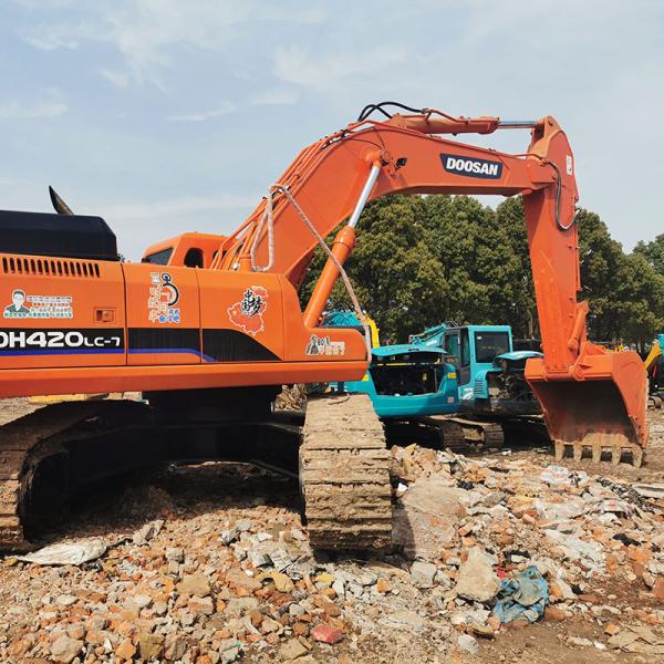 Корейский Doosan DH420-7 Использованное оборудование экскаватора отслежено 42 тонны