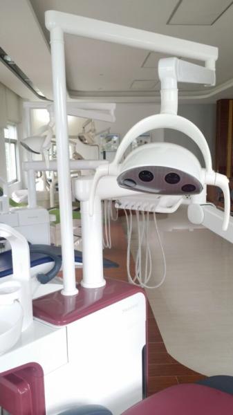 Operating Hydraulic Dental Chair Unit Swing Type D580 24V