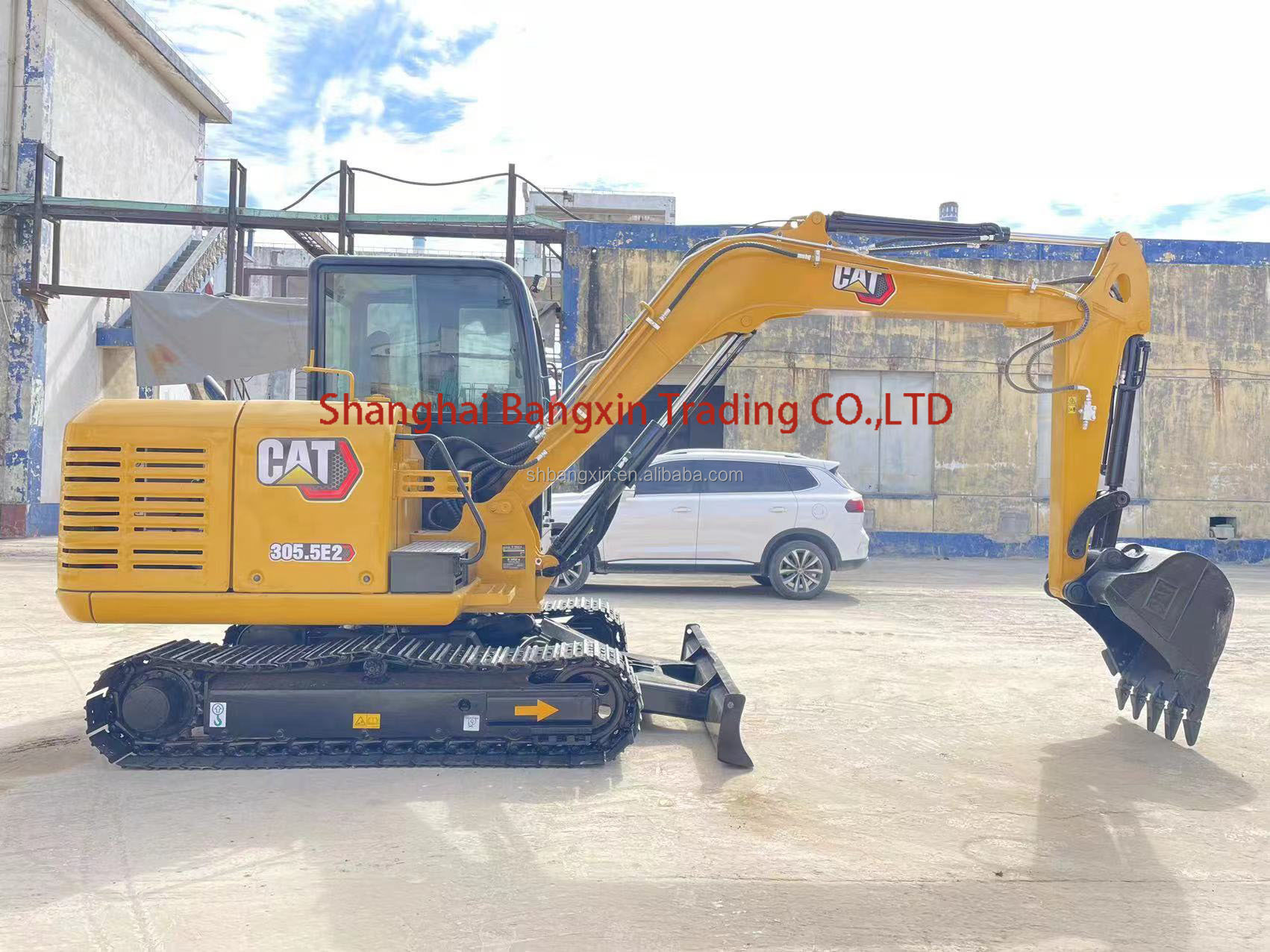 Made CAT 305.5E2 Mini Excavator with Original Hydraulic Cylinder in Good Condition