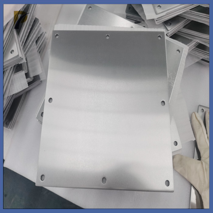 Лист 2,0 x 700 x 2000mm зеркала сплава молибдена циркония титана Tzm