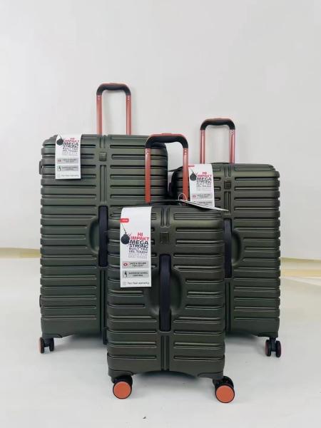 Multipurpose ABS PC Luggage Waterproof Lightweight Fashion Style