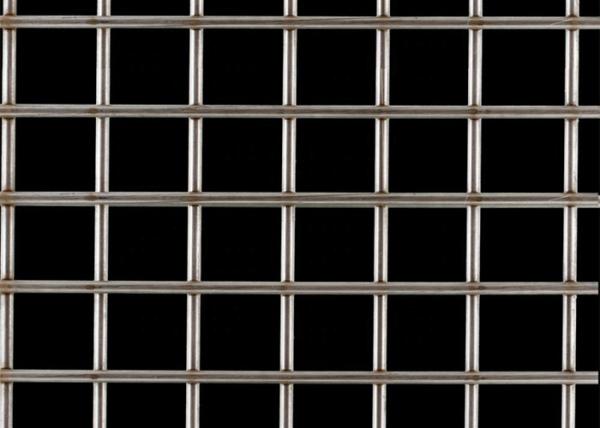 Rolling Fence 5mm Galvanized Welded Wire Mesh For Rabbit Bird Pet Cages