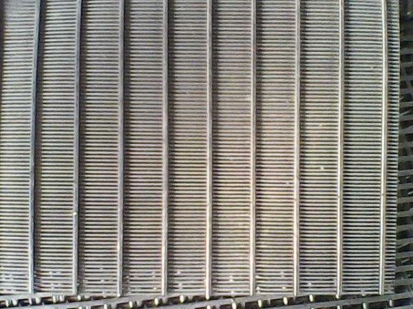 Liquid Filter Wedge Wire Screen Panels For Mining / Oil Field Screening Filtration