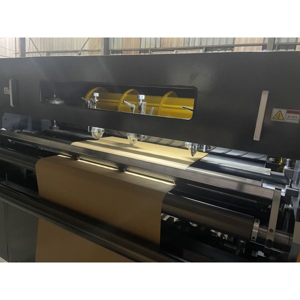 JIGUO   ZWC-1700-2 Paper Sheeter Cutter Machine,Maximum cutting meter speed:300m/min,Power supply:AC380V/220Vx50HZ,Cutting accuracy:+/-0.4mm