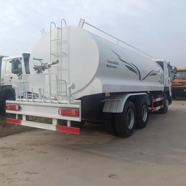 Second hand HOWO sprinkler 371 20 cubic meters Used watering truck manual diesel
