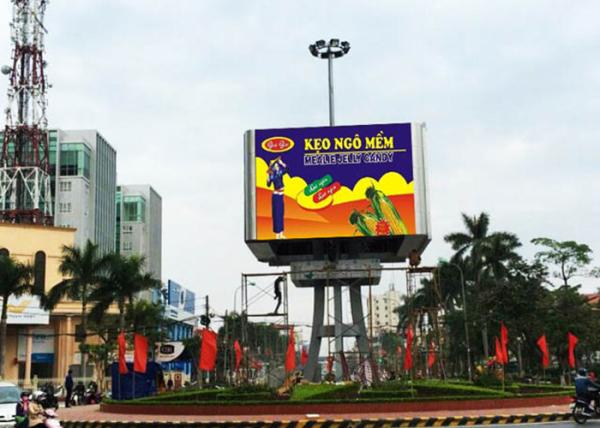 Slim Cabinet Outdoor SMD LED Screen P4.81 500x1000mm  Module Size