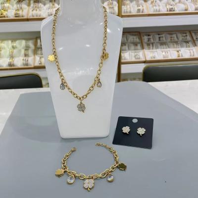 3Pcs Jewelry Set Heart Pendant Necklace Crystal Stud Earrings Shiny Heart Bracelet Cubic Zirconia Love