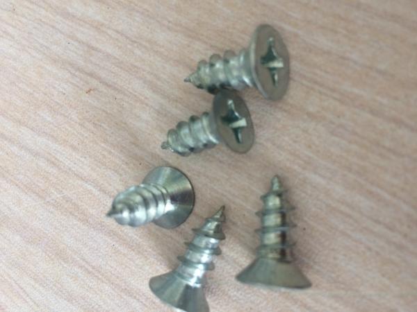 Zinc Plated Steel Phillips Flat Head Tapping Screws Countersunk Wood Screws