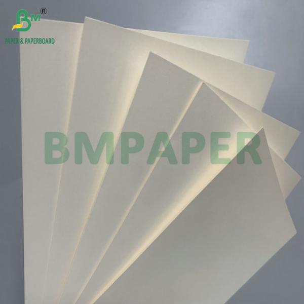 Papier cartonné 210 g/m² PE enduit imperméable 18 g pour la fabrication de gobelets à café