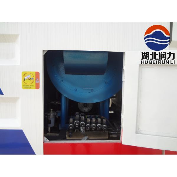 DFAC 4x2 RHD Euro III Road Sweeping Truck for Road Surface Cleaning