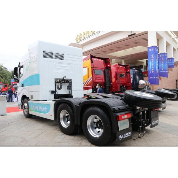 SAIC Hongyan Jishi 25T 6X4 Camión tractor eléctrico para camiones pesados Segmento 250kW Camión eléctrico energético en 2023