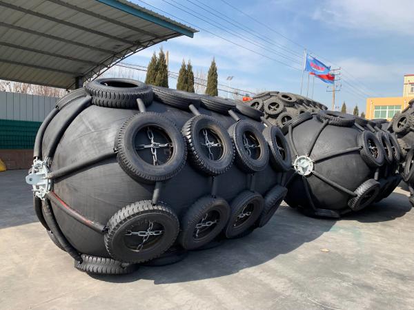 50kpa Floating Defense 2.0X3.5m Pneumatic Rubber Fender For Ship