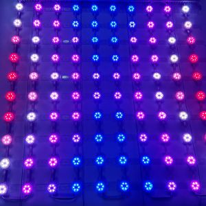 Ecrã de pixels LED flexível personalizado para fundo de edifício externo