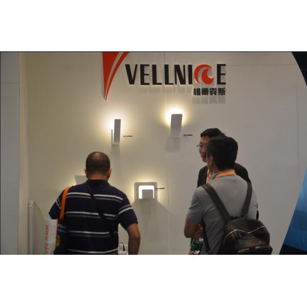 Round 20 Watt LED Wall Washer Lights 2700K Dimmable Recessed LED Downlights