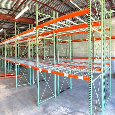 5100lbs Weight Capacity Corrosion Protection Easy Assembling Teardrop Pallet Shelves