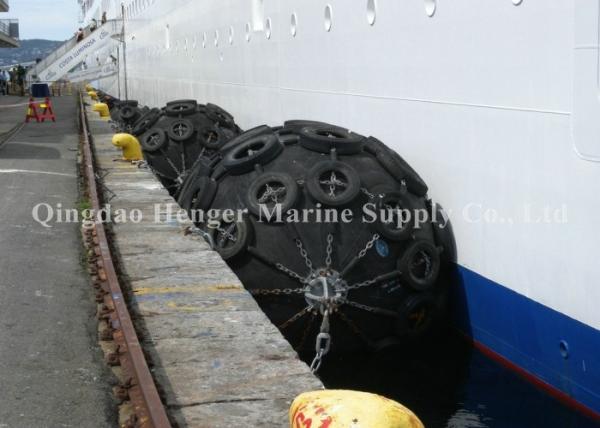 Anti - Aging Natural Rubber Floating Marine Rubber Fender With Chain Net