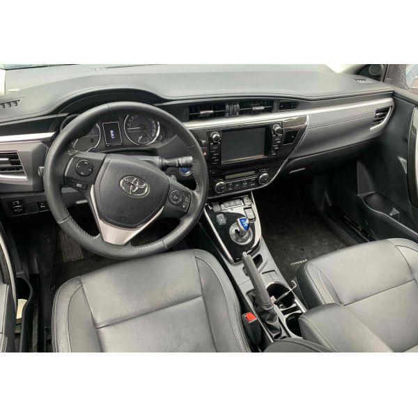 Used Car Toyota Corolla Altis Prestige RWD Automatic Export Cars with Leather Seats R16 Tires Left Steering Drive