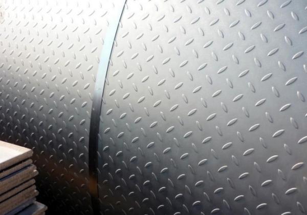 Checkered Galvanized Steel Sheet In Coil , Metal Sheet Roll Hot Dipped
