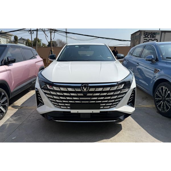 2024 New Arrival Changan UNI-Z Compact SUV Auto Gas Hybrid Vehicle R20 Tire Automatic Gear Acura Left AWD Cheap Price Used Car