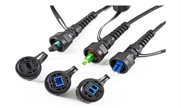 Outdoor IP67 Fiber Optic Cable Patch Cord ODVA LC Duplex 2M Waterproof SM / MM