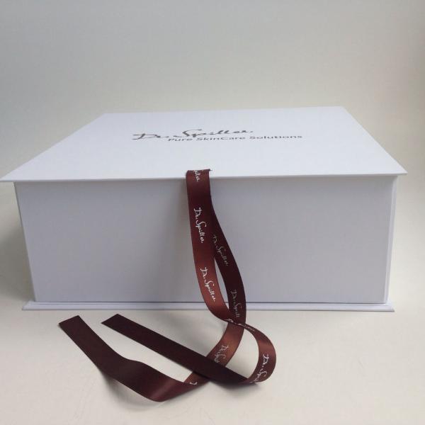 Foldable Rigid Cardboard 1.5mm 900GSM Christmas Gift Box Full White