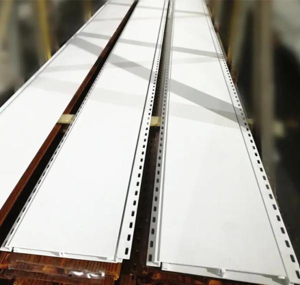 Fornecimento de fábrica de alta qualidade em pó branco revestimento de alumínio revestimento exterior