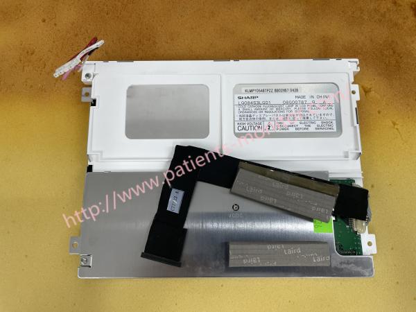 Le défibrillateur Mindray BeneHeart D6 est équipé d'un écran LCD TFT de 8,4 pouces
