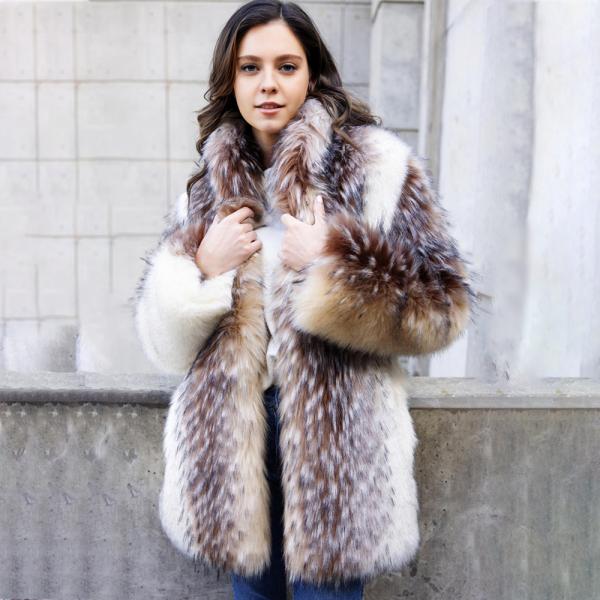 Thick Arctic Wolf Shawl Faux Fur Coat