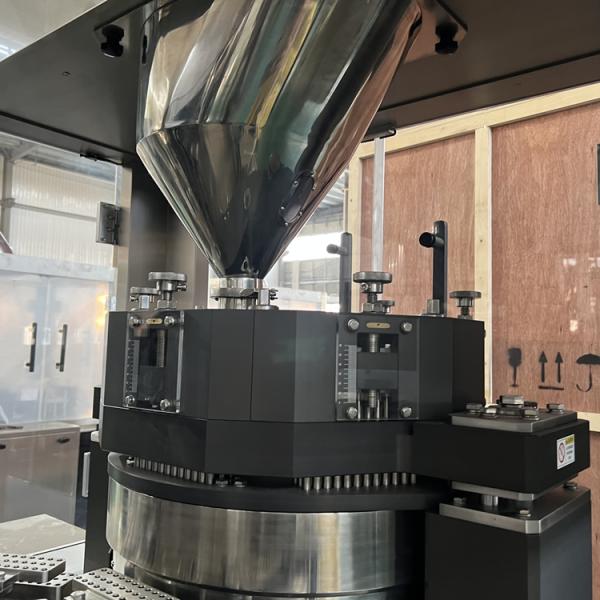 Powder Granule Automatic Filling Pharmaceutical Capsule Machine 300000 Granules Per Hour Fast Speed