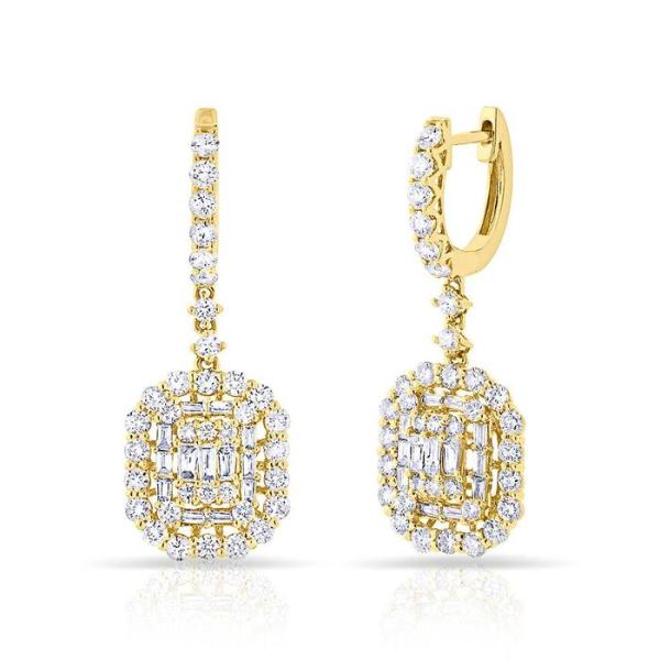 Los aretes blancos CZ 925 de plata esterlina estilo clásico para el compromiso y la boda