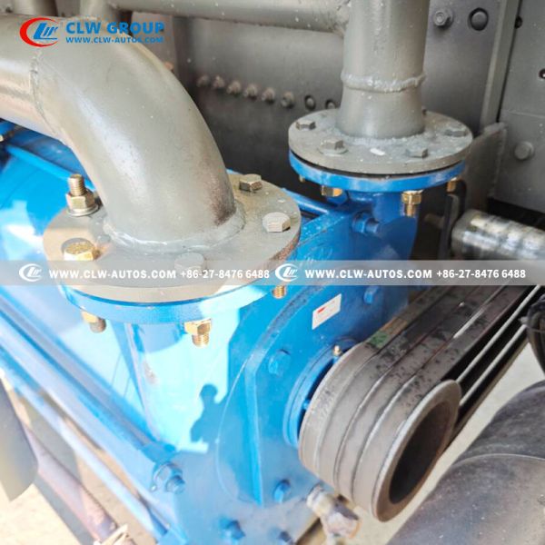 Sinotruk HOWO NX 20m³ Right-Hand Drive Sewage Suction Truck with Corrosion Resistant Vacuum Tanker for Municipal Waste