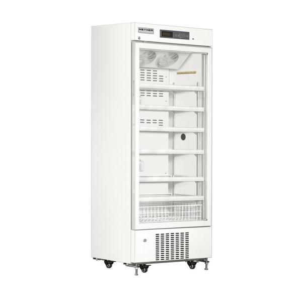 Refrigerador médico da farmácia do laboratório do hospital da clínica com luz interna do diodo emissor de luz