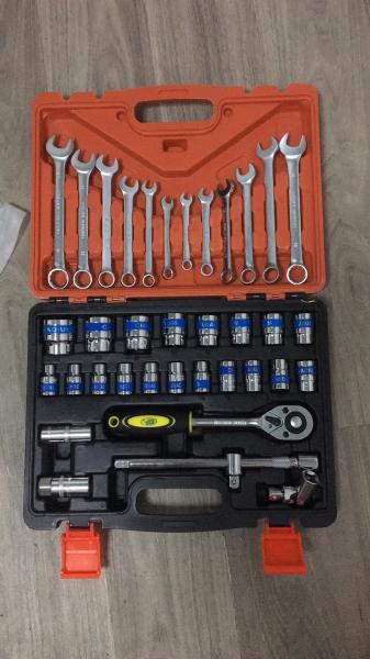 Excavator spare parts Hydrualic Gauge Grease Gun Screw Rubber Sealant  Tools