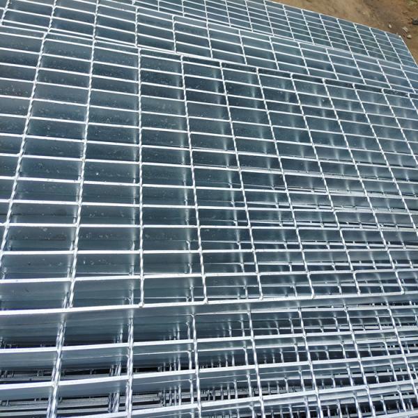 Hot Dip Galvanized Industrial Steel Grating Platform Road Floor Plug In Grid