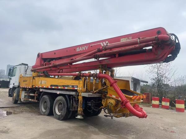 2012 Year Sany Truck Mounted Concrete Pump with Benz 3341 Chassis and 37M Reach