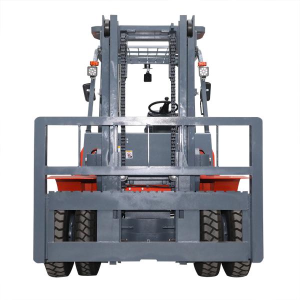 7 Ton Diesel Powered Forklift Automatic Truck With Penumatic Tyres ISO9001