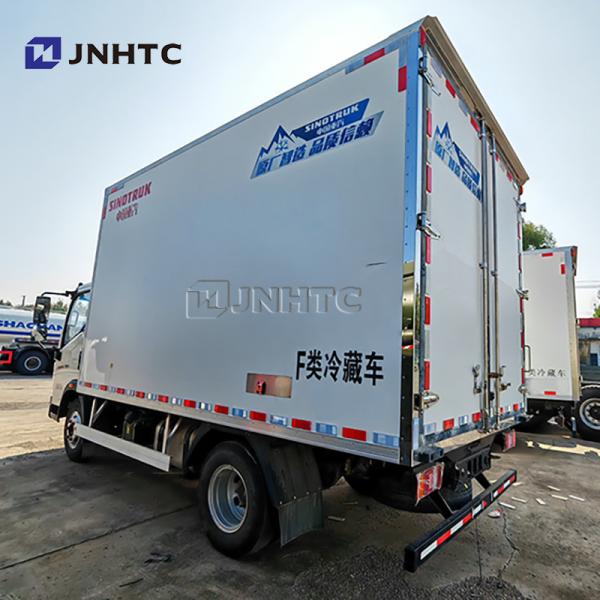 Nouveau camion réfrigérateur HOWO 4x2 camion de nourriture légère camions réfrigérateurs