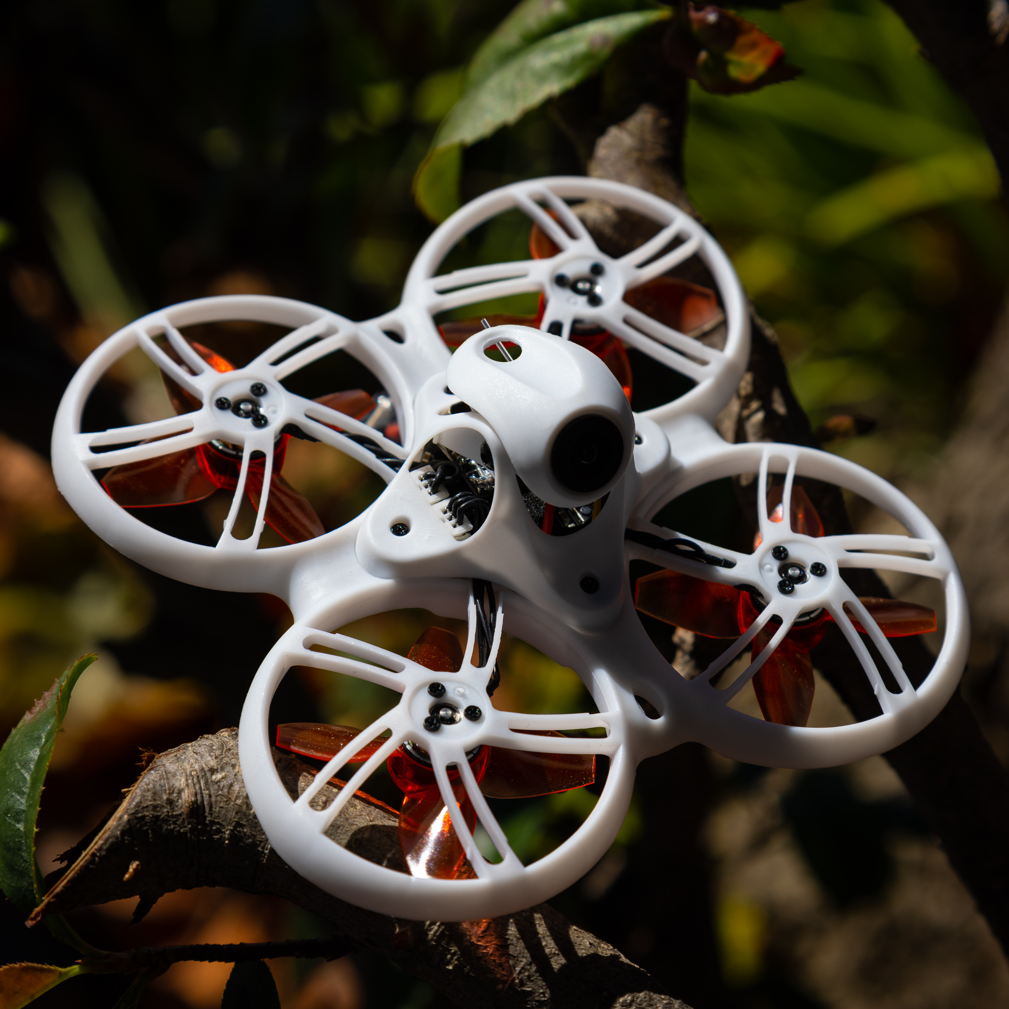 Tinyhawk Iii Rtf Kit 3 Fpv Racing Drone with F4 15000kv Runcam Nano 4 25-100-200mw Vtx 1-2s Frsky D8 Controller Goggles