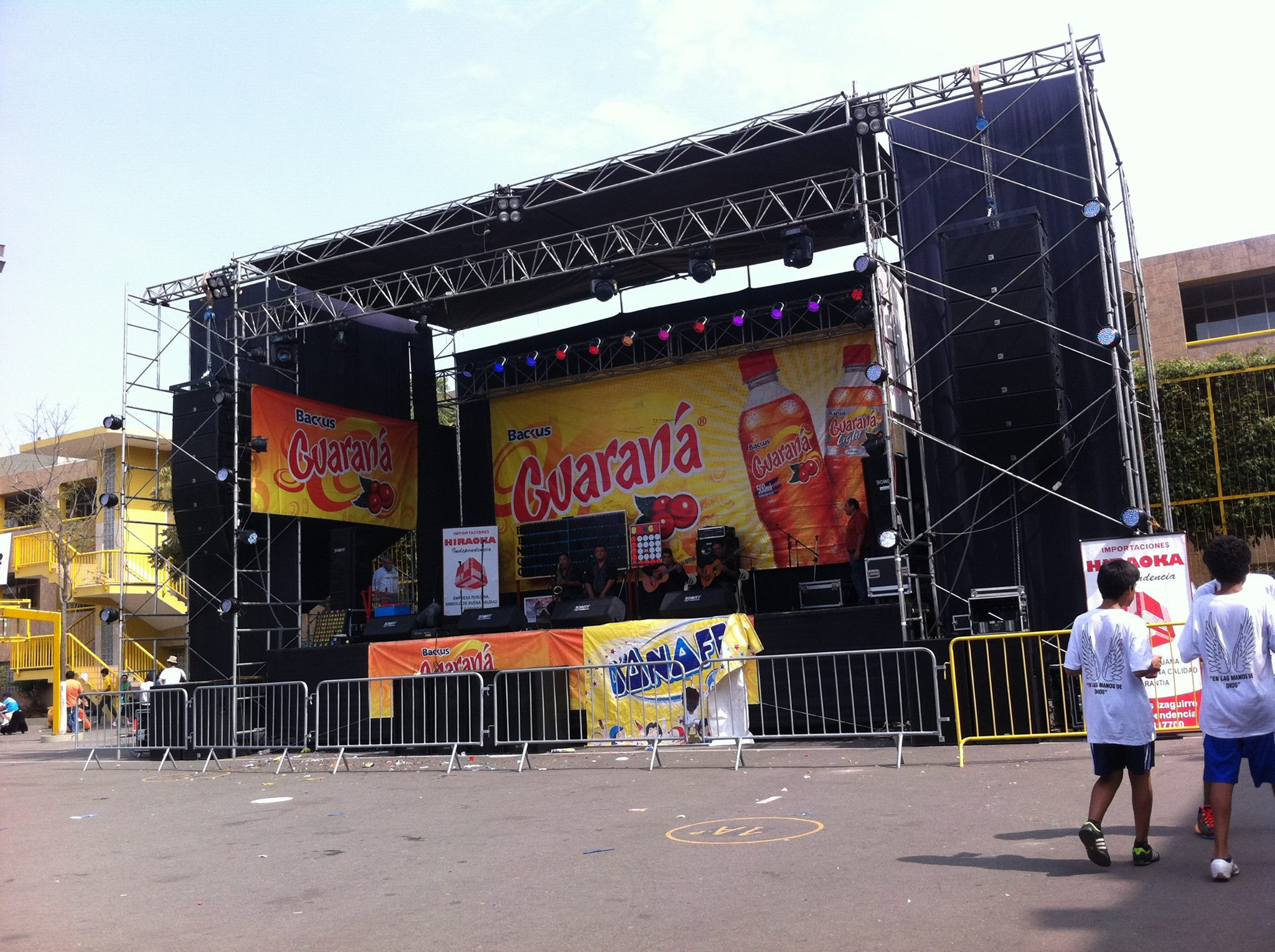 15 Inch Outdoor Audio System Powered Stage Monitors Equipment , Portable Monitor Speakers