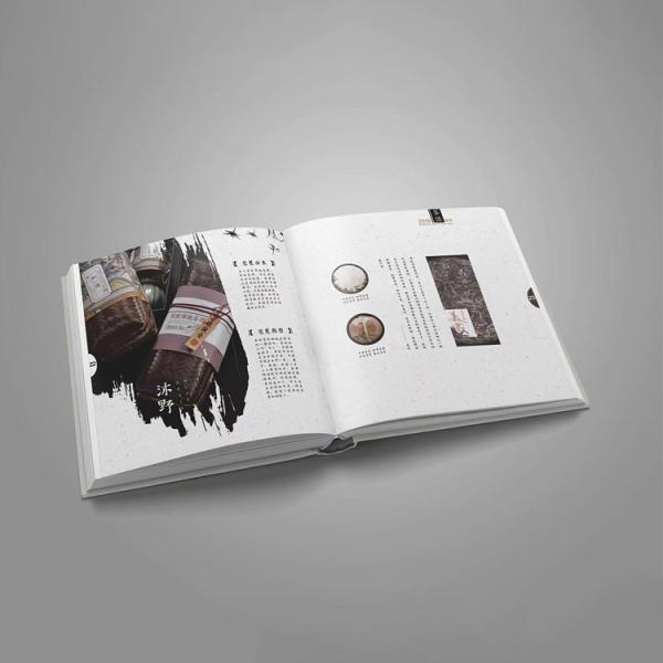 Hardcover Softcover Catalogue Book Printing Hot Stamping Surface