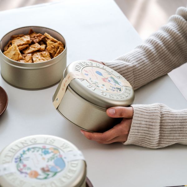 Eco Friendly Round Cake Tin Cans Metal Box for Candy Food Gift