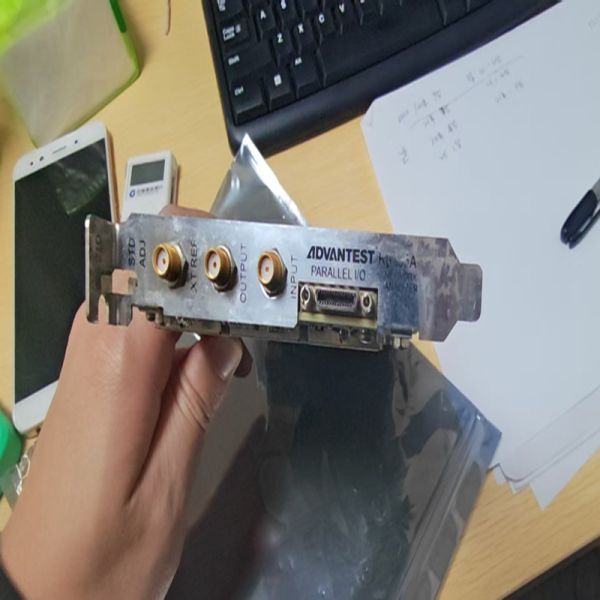 ADVANTEST R3755A 300 MHz High Precision Network Analyzer with 4 Measurement Channels