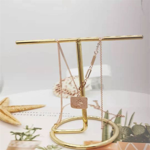 Collar de colgante de oro amarillo de 18 quilates