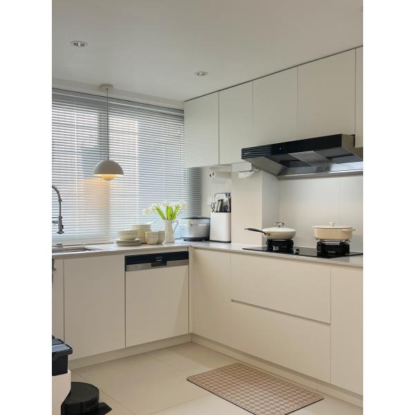 Custom American Oak  White Paint Kitchen Cabinet For Apartment