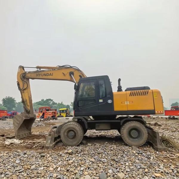 Second Hand Hyundai 210 Wheeled Excavators Used Mini Wheeled Digger For Bulding