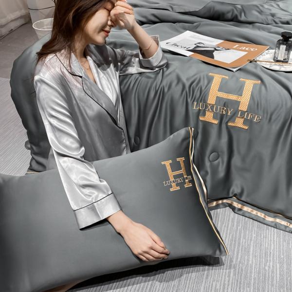 Edição Especial de 24 Aeroespacial Lava Água Seda Verão Cool Quilt Set de Quatro Peças