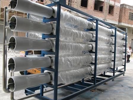                  Mobile Containerized Borehole Sea Salt Water Marine RO System RO Filtration System Water Treatment System for Drinking Irrigation             