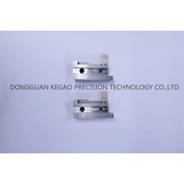 8407 Automotive Plastic Components Inser 0.2Ra Finish precision