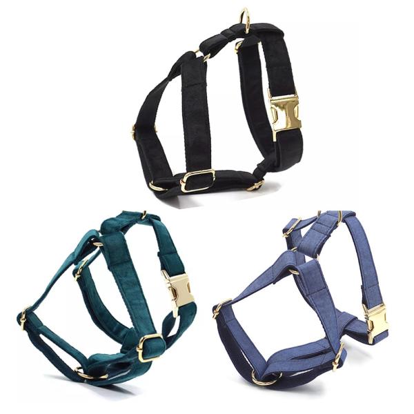 Dog Velvet Collar Leash Harness Set Luxury Collar Set Pet Leash Poop Bag OEM ODM