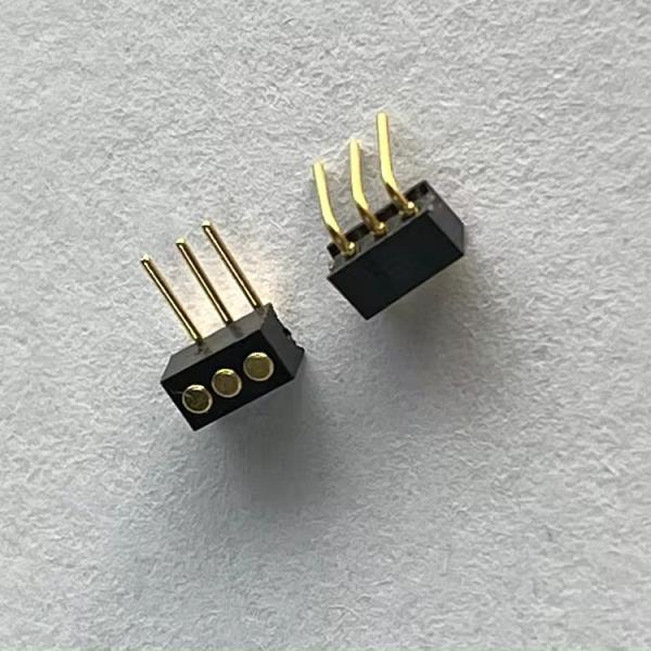 1.27mm 3 épingles à angle droit type de plongée de laiton à ressort chargé connecteur à broche magnétique Pogo